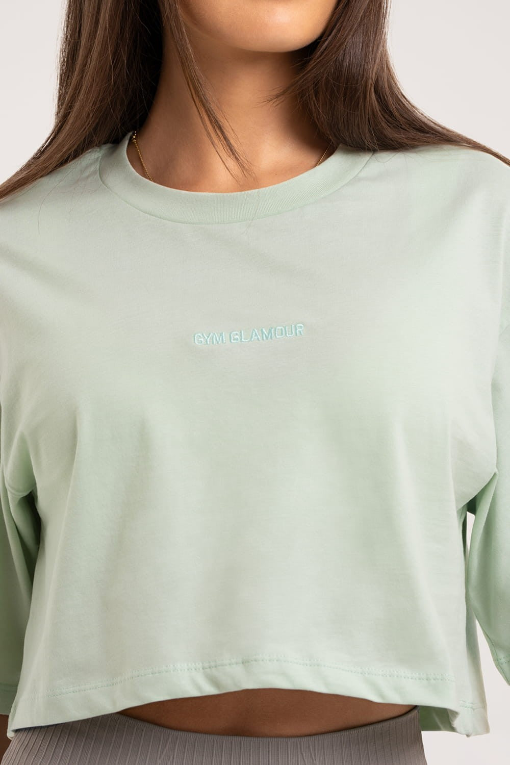 T-SHIRT CROP