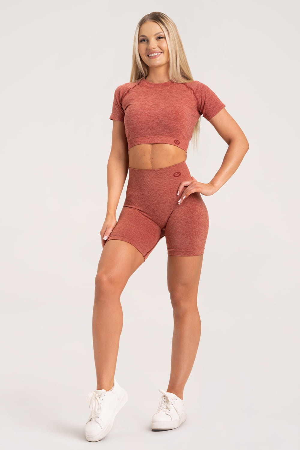 SEAMLESS SHORTS