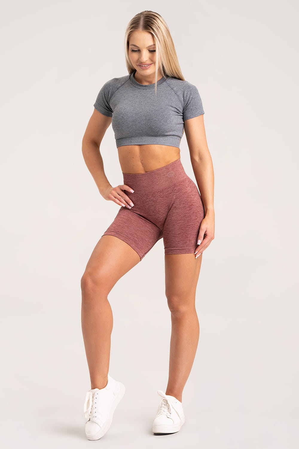 SEAMLESS SHORTS