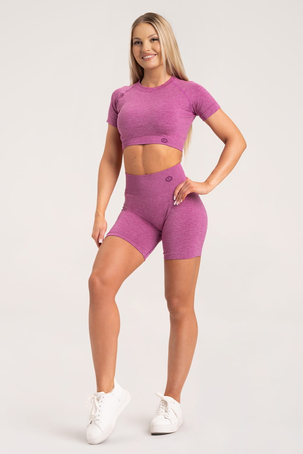 SEAMLESS SHORTS