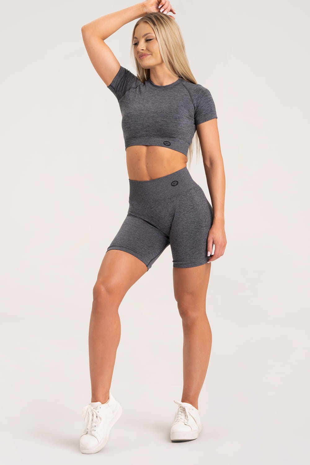 SEAMLESS SHORTS