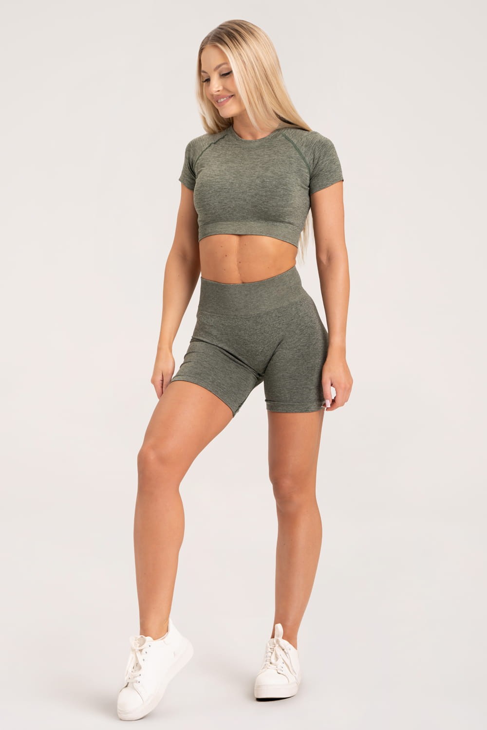 SEAMLESS SHORTS