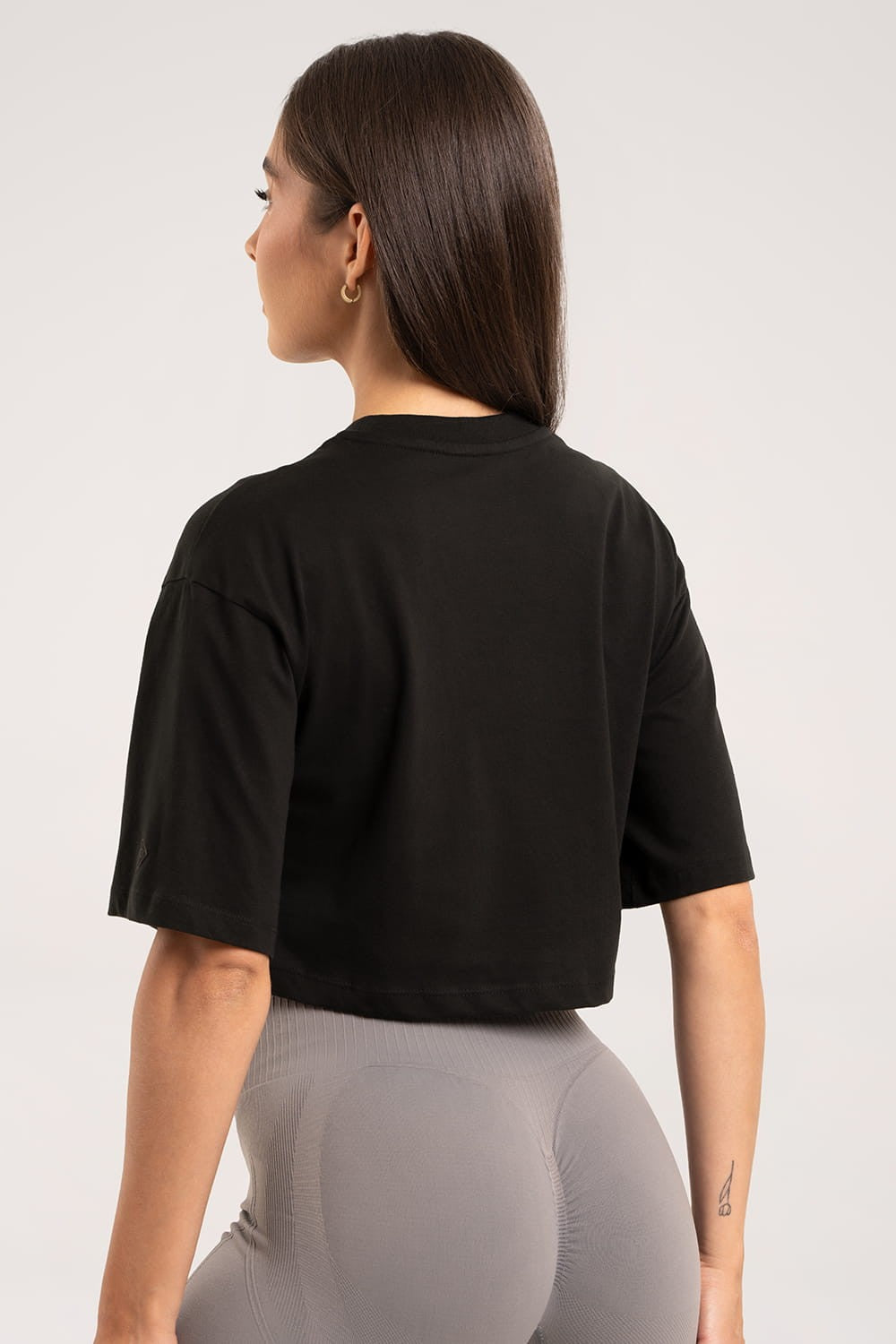 T-SHIRT CROP