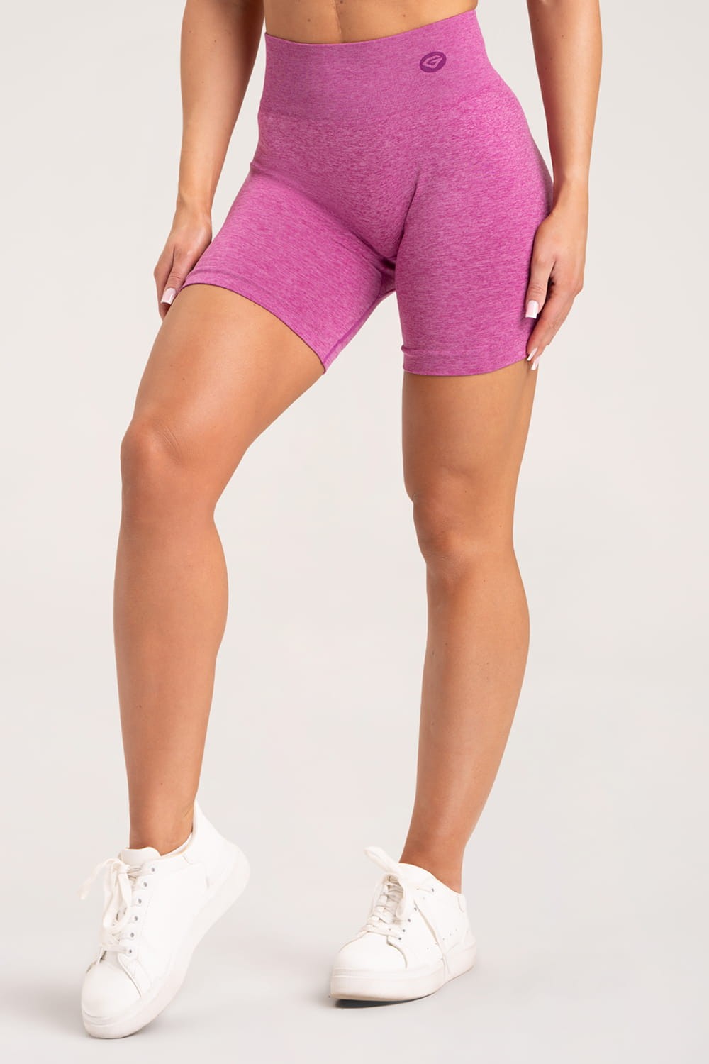 SEAMLESS SHORTS